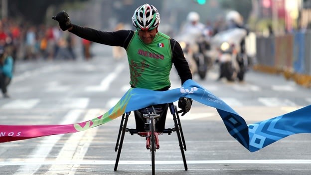 Una carrera de carreras. Saúl Mendoza