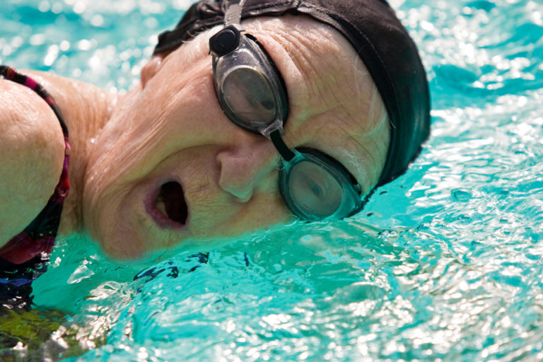 tercera edad natación
