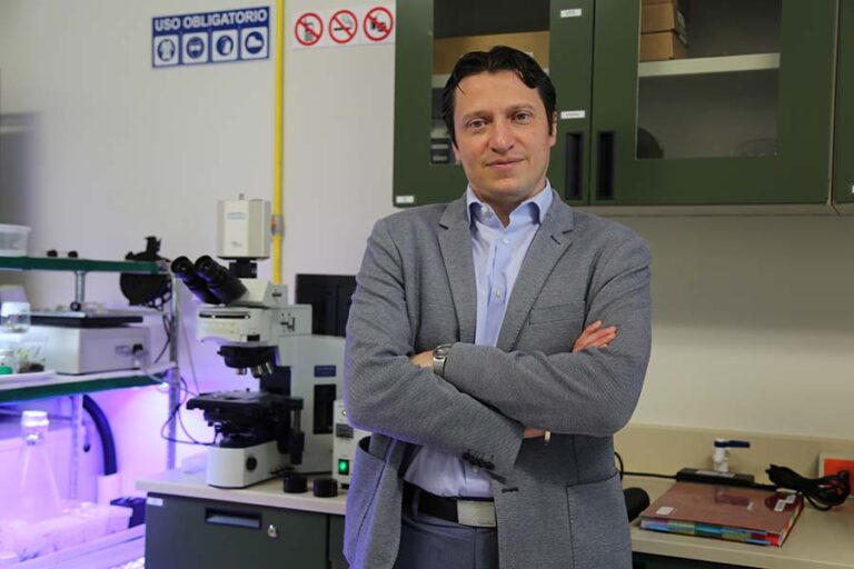 Prof. Jonathan Magaña_Tec