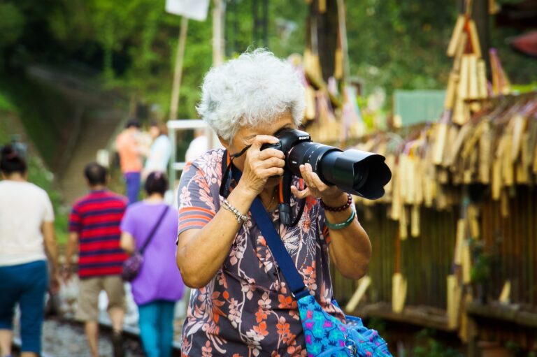 Estos son los mejores descuentos para adultos mayores con credencial Inapam en 2024.